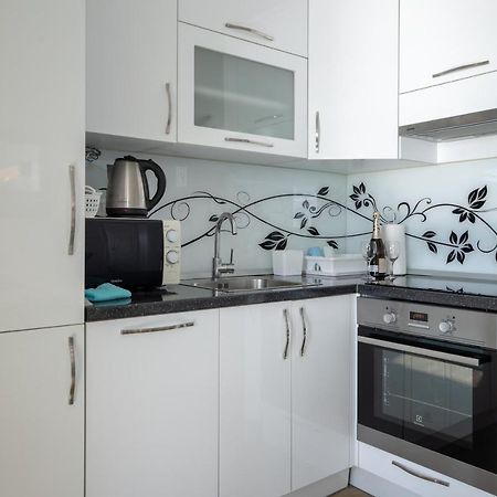 Apartman Nimfa Zivogosce Igrane Bagian luar foto